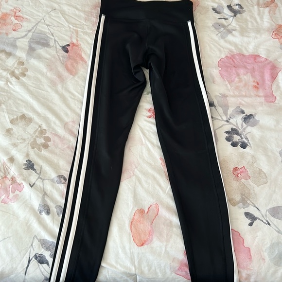 Women’s Climalite Leggings - Picture 2 of 3